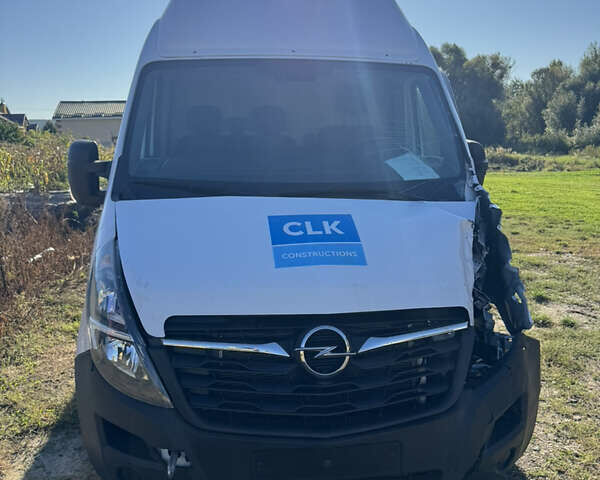 Белый Опель Movano, объемом двигателя 2.3 л и пробегом 104 тыс. км за 13800 $, фото 1 на Automoto.ua