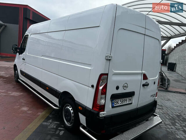 Белый Опель Movano, объемом двигателя 2.3 л и пробегом 79 тыс. км за 23500 $, фото 13 на Automoto.ua