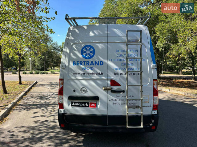 Белый Опель Movano, объемом двигателя 2.3 л и пробегом 90 тыс. км за 19990 $, фото 3 на Automoto.ua