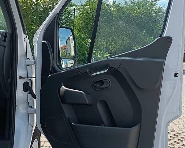 Білий Опель Movano, об'ємом двигуна 0 л та пробігом 136 тис. км за 18300 $, фото 27 на Automoto.ua