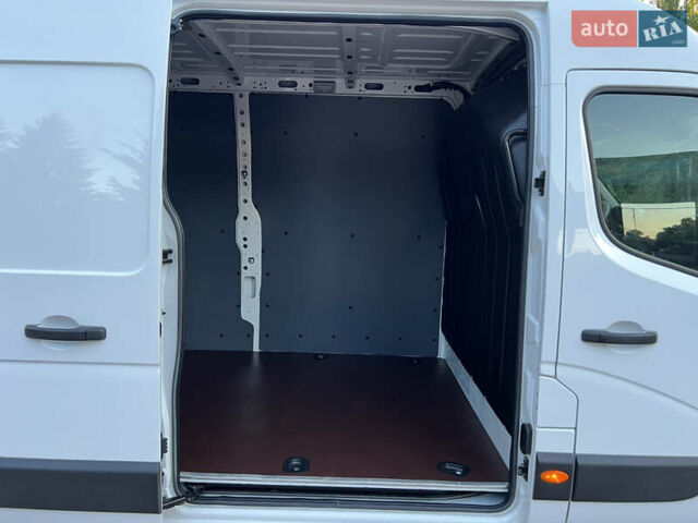 Білий Опель Movano, об'ємом двигуна 2.3 л та пробігом 283 тис. км за 18500 $, фото 61 на Automoto.ua