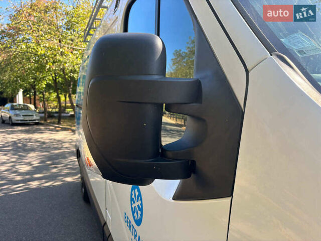 Белый Опель Movano, объемом двигателя 2.3 л и пробегом 90 тыс. км за 19990 $, фото 9 на Automoto.ua