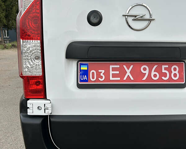 Білий Опель Movano, об'ємом двигуна 2.3 л та пробігом 220 тис. км за 19900 $, фото 25 на Automoto.ua
