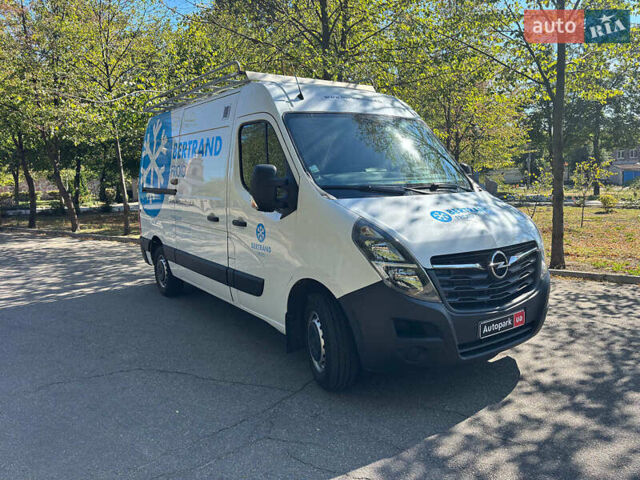 Белый Опель Movano, объемом двигателя 2.3 л и пробегом 90 тыс. км за 19990 $, фото 6 на Automoto.ua