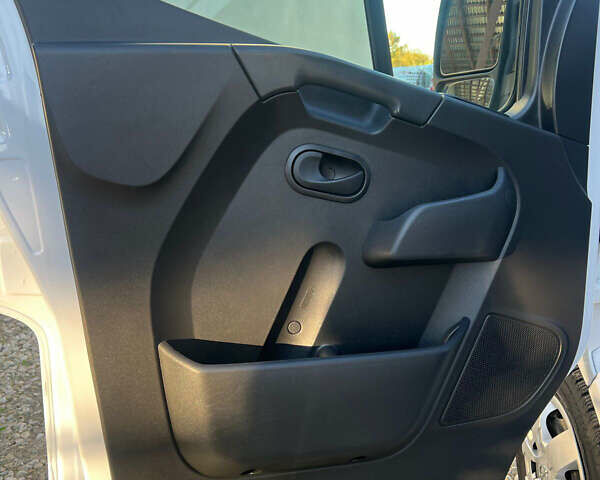 Белый Опель Movano, объемом двигателя 2.3 л и пробегом 129 тыс. км за 21700 $, фото 51 на Automoto.ua