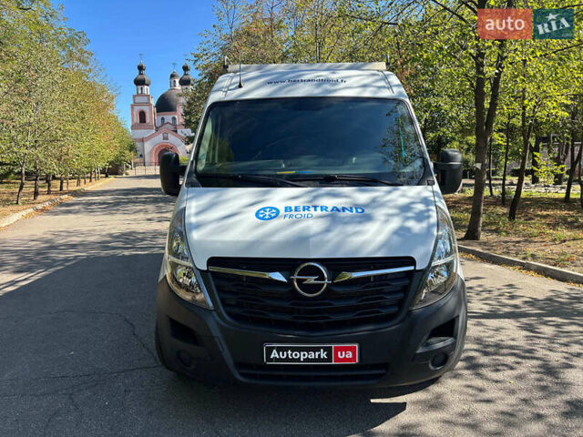 Белый Опель Movano, объемом двигателя 2.3 л и пробегом 90 тыс. км за 19990 $, фото 7 на Automoto.ua