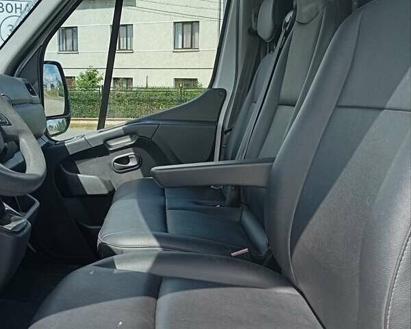 Білий Опель Movano, об'ємом двигуна 0 л та пробігом 136 тис. км за 18300 $, фото 18 на Automoto.ua