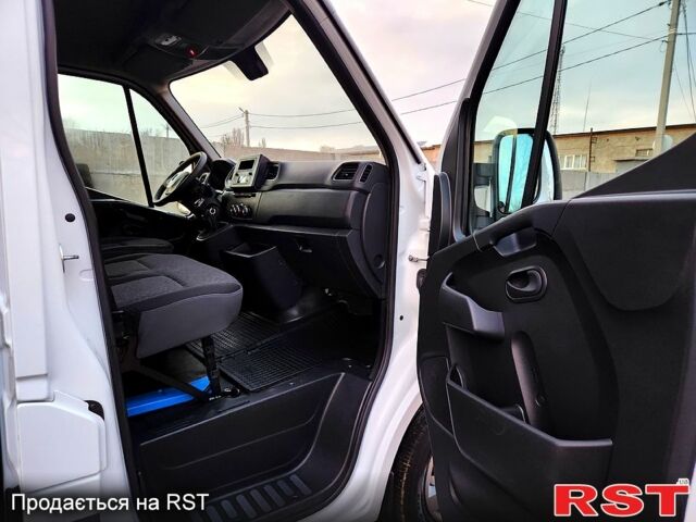 Белый Опель Movano, объемом двигателя 2.3 л и пробегом 186 тыс. км за 17900 $, фото 9 на Automoto.ua