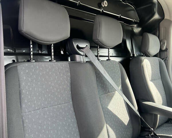 Опель Movano 2021 у Дніпро (Дніпропетровську) на Automoto.ua Білий Опель Movano, об'ємом двигуна 2.3 л та пробігом 255 тис. км за 19300 $, фото 19 на Automoto.ua