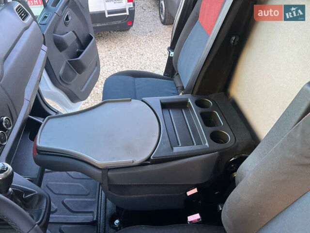 Белый Опель Movano, объемом двигателя 2.3 л и пробегом 129 тыс. км за 21700 $, фото 47 на Automoto.ua
