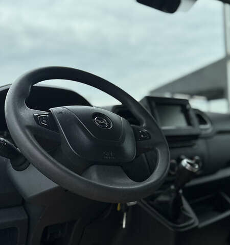 Белый Опель Movano, объемом двигателя 2.3 л и пробегом 320 тыс. км за 15999 $, фото 35 на Automoto.ua