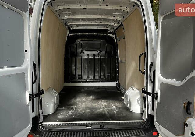 Белый Опель Movano, объемом двигателя 2.3 л и пробегом 162 тыс. км за 17700 $, фото 26 на Automoto.ua