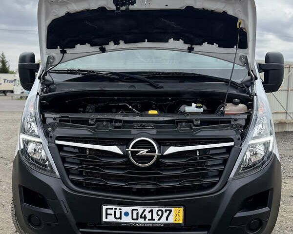 Белый Опель Movano, объемом двигателя 2.3 л и пробегом 320 тыс. км за 15999 $, фото 13 на Automoto.ua