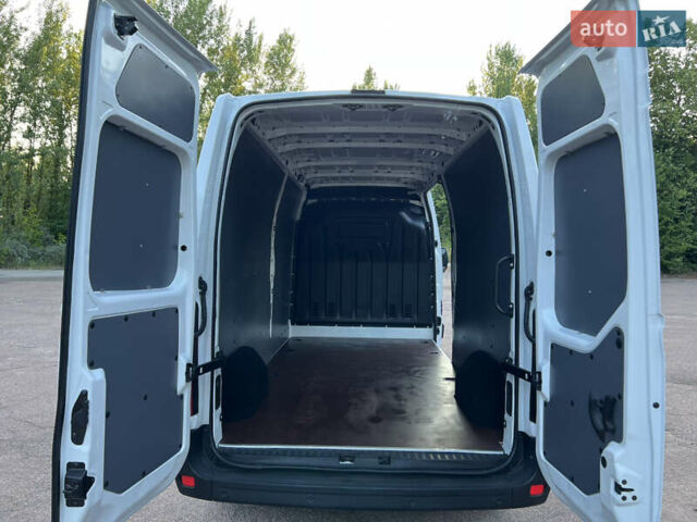 Білий Опель Movano, об'ємом двигуна 2.3 л та пробігом 283 тис. км за 18500 $, фото 63 на Automoto.ua
