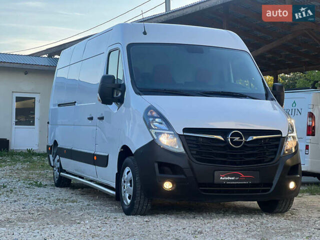 Белый Опель Movano, объемом двигателя 2.3 л и пробегом 129 тыс. км за 21700 $, фото 1 на Automoto.ua