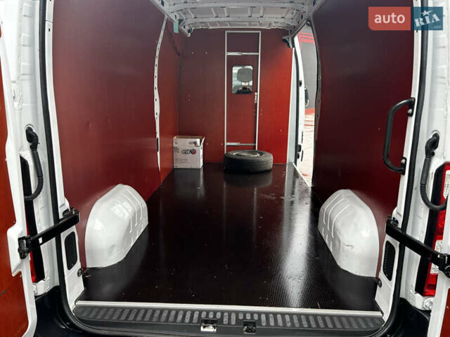 Белый Опель Movano, объемом двигателя 2.3 л и пробегом 79 тыс. км за 23500 $, фото 41 на Automoto.ua