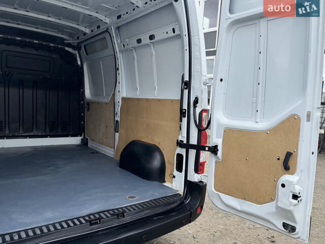 Белый Опель Movano, объемом двигателя 2.3 л и пробегом 320 тыс. км за 15999 $, фото 25 на Automoto.ua