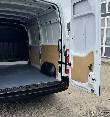 Белый Опель Movano, объемом двигателя 2.3 л и пробегом 320 тыс. км за 15999 $, фото 23 на Automoto.ua