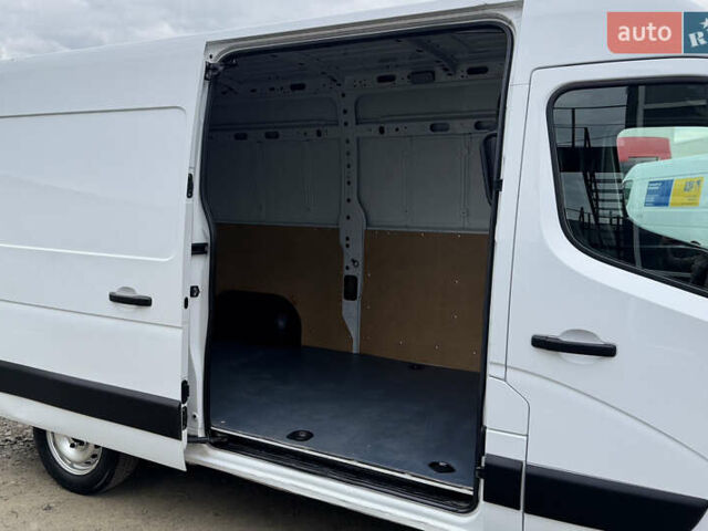 Белый Опель Movano, объемом двигателя 2.3 л и пробегом 320 тыс. км за 15999 $, фото 28 на Automoto.ua