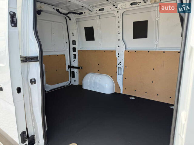 Белый Опель Movano, объемом двигателя 2.3 л и пробегом 152 тыс. км за 16900 $, фото 19 на Automoto.ua