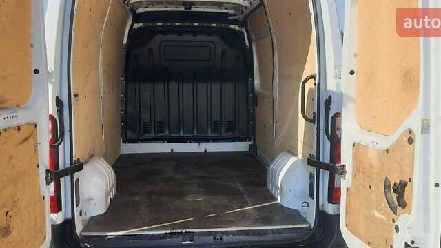 Белый Опель Movano, объемом двигателя 2.3 л и пробегом 78 тыс. км за 18200 $, фото 8 на Automoto.ua