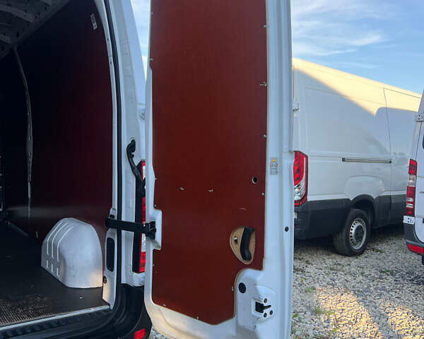 Белый Опель Movano, объемом двигателя 2.3 л и пробегом 129 тыс. км за 21700 $, фото 18 на Automoto.ua