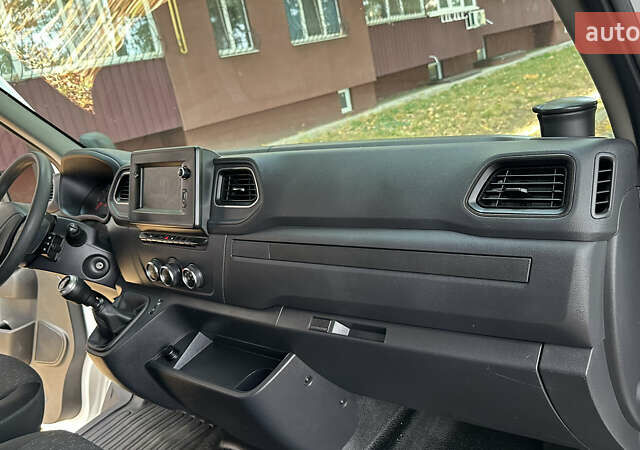 Белый Опель Movano, объемом двигателя 2.3 л и пробегом 162 тыс. км за 17700 $, фото 38 на Automoto.ua