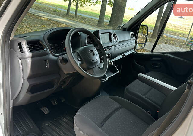 Белый Опель Movano, объемом двигателя 2.3 л и пробегом 162 тыс. км за 17700 $, фото 16 на Automoto.ua
