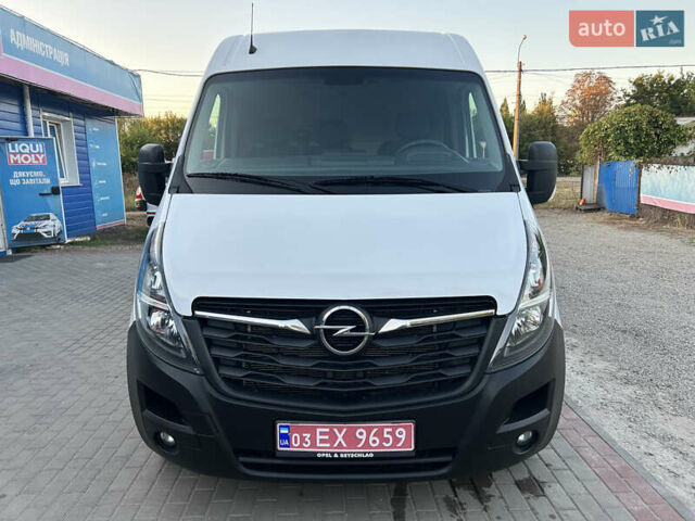 Белый Опель Movano, объемом двигателя 2.3 л и пробегом 240 тыс. км за 19900 $, фото 1 на Automoto.ua