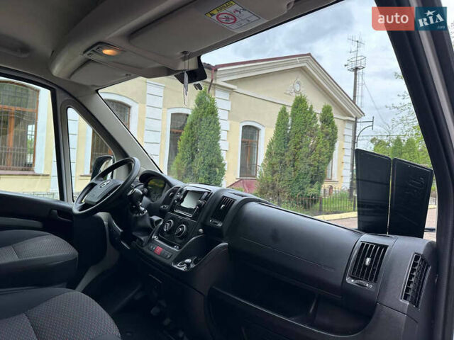 Белый Опель Movano, объемом двигателя 2.2 л и пробегом 263 тыс. км за 17600 $, фото 8 на Automoto.ua