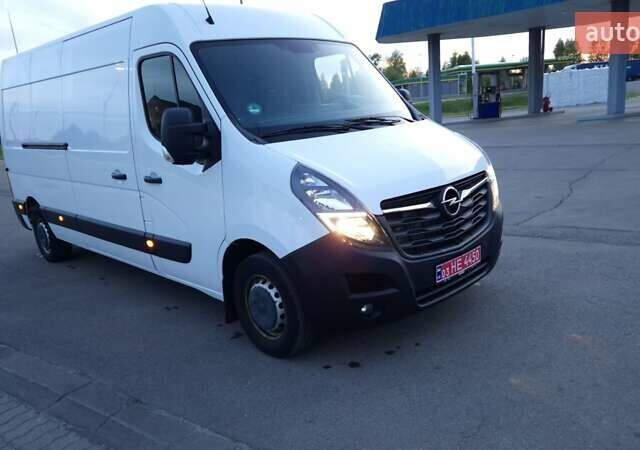 Белый Опель Movano, объемом двигателя 2.3 л и пробегом 275 тыс. км за 19000 $, фото 2 на Automoto.ua