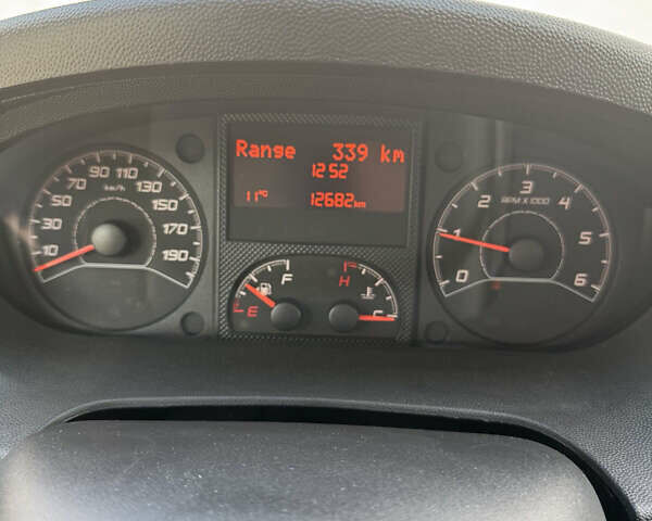 Білий Опель Movano, об'ємом двигуна 2.2 л та пробігом 12 тис. км за 25700 $, фото 7 на Automoto.ua