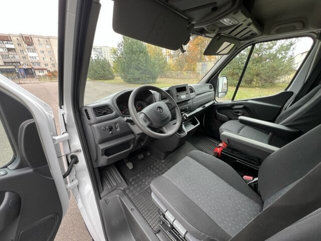 Білий Опель Movano, об'ємом двигуна 2.3 л та пробігом 342 тис. км за 18500 $, фото 6 на Automoto.ua