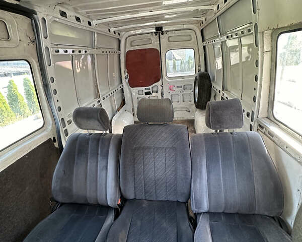 Белый Опель Movano, объемом двигателя 2.8 л и пробегом 521 тыс. км за 5100 $, фото 16 на Automoto.ua