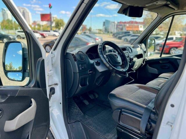 Белый Опель Movano, объемом двигателя 2.3 л и пробегом 415 тыс. км за 13800 $, фото 12 на Automoto.ua