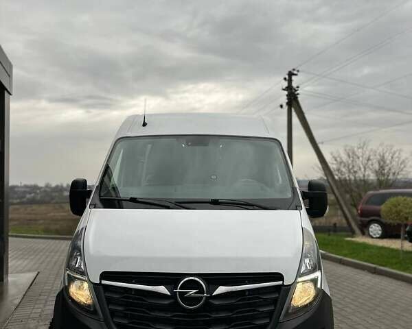 Білий Опель Movano, об'ємом двигуна 2.3 л та пробігом 290 тис. км за 20500 $, фото 3 на Automoto.ua