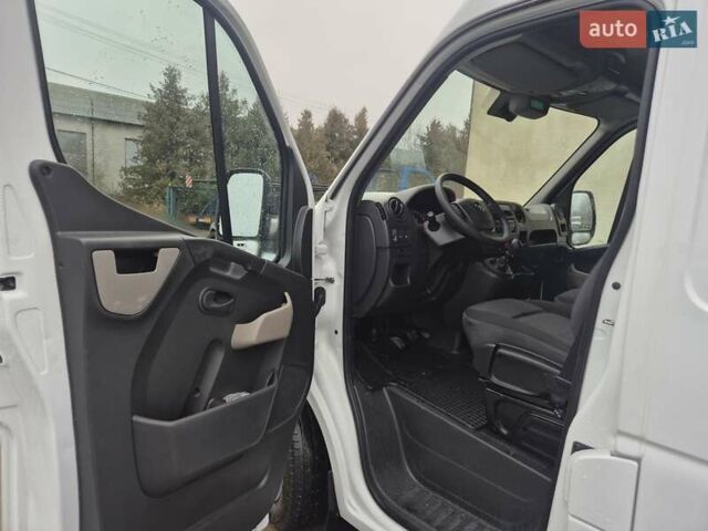 Білий Опель Movano, об'ємом двигуна 2.3 л та пробігом 226 тис. км за 17500 $, фото 26 на Automoto.ua