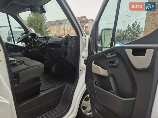 Білий Опель Movano, об'ємом двигуна 2.3 л та пробігом 226 тис. км за 17500 $, фото 18 на Automoto.ua