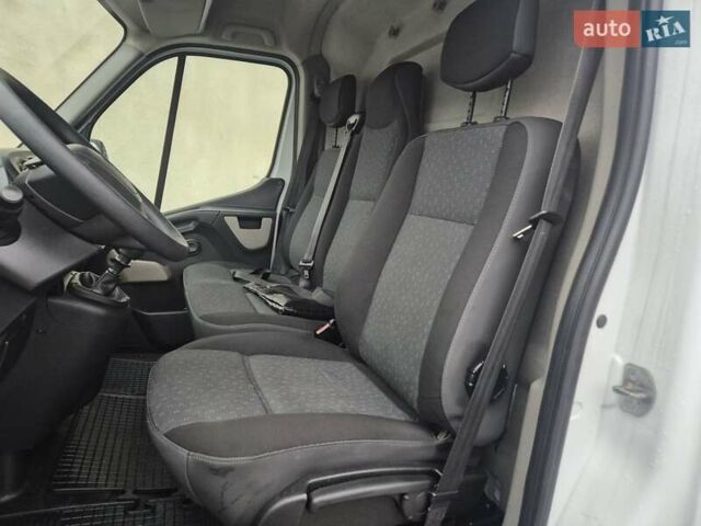 Білий Опель Movano, об'ємом двигуна 2.3 л та пробігом 226 тис. км за 17500 $, фото 29 на Automoto.ua