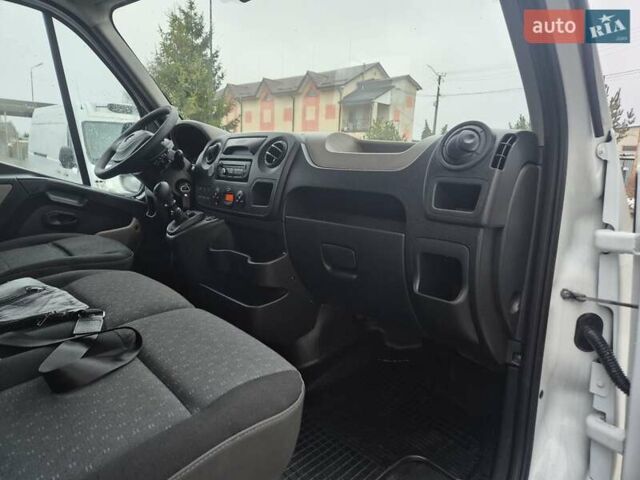 Білий Опель Movano, об'ємом двигуна 2.3 л та пробігом 226 тис. км за 17500 $, фото 19 на Automoto.ua