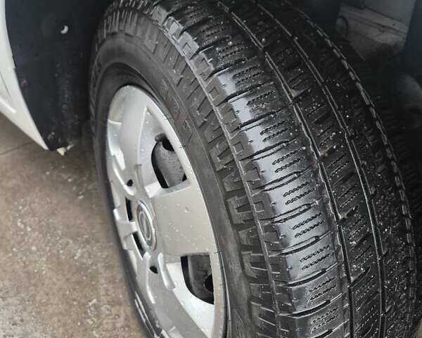 Білий Опель Movano, об'ємом двигуна 2.3 л та пробігом 226 тис. км за 17500 $, фото 25 на Automoto.ua