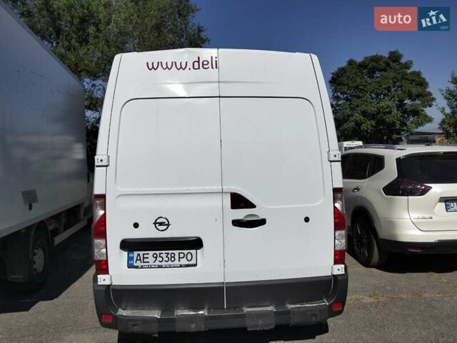 Білий Опель Movano, об'ємом двигуна 2.3 л та пробігом 400 тис. км за 16000 $, фото 9 на Automoto.ua