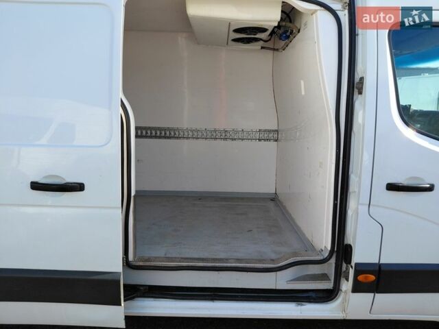 Белый Опель Movano, объемом двигателя 2.3 л и пробегом 345 тыс. км за 13500 $, фото 9 на Automoto.ua