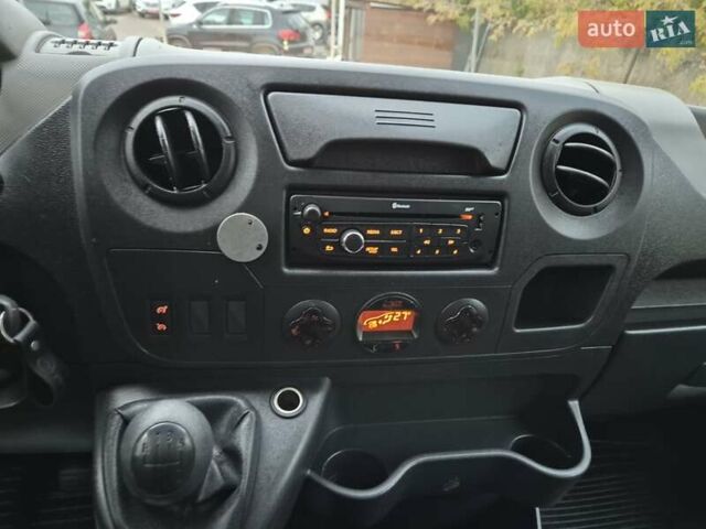 Білий Опель Movano, об'ємом двигуна 2.3 л та пробігом 226 тис. км за 17500 $, фото 19 на Automoto.ua