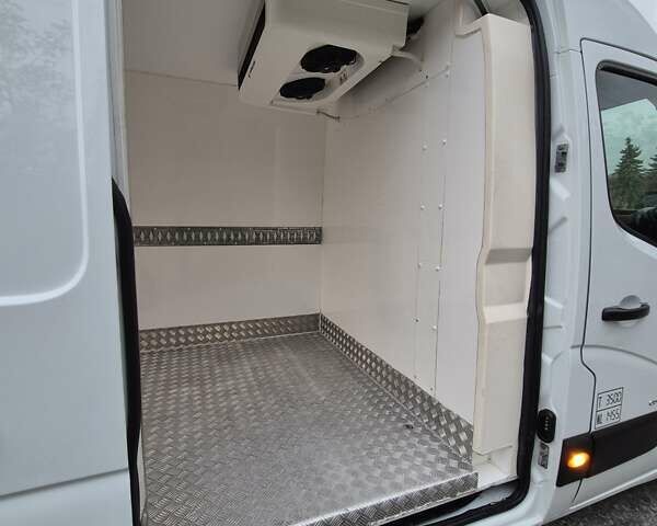 Білий Опель Movano, об'ємом двигуна 2.3 л та пробігом 226 тис. км за 17500 $, фото 10 на Automoto.ua