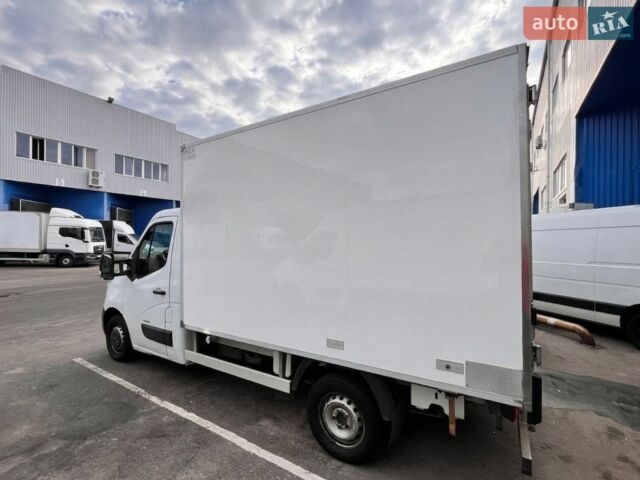 Білий Опель Movano, об'ємом двигуна 2.3 л та пробігом 296 тис. км за 14800 $, фото 4 на Automoto.ua