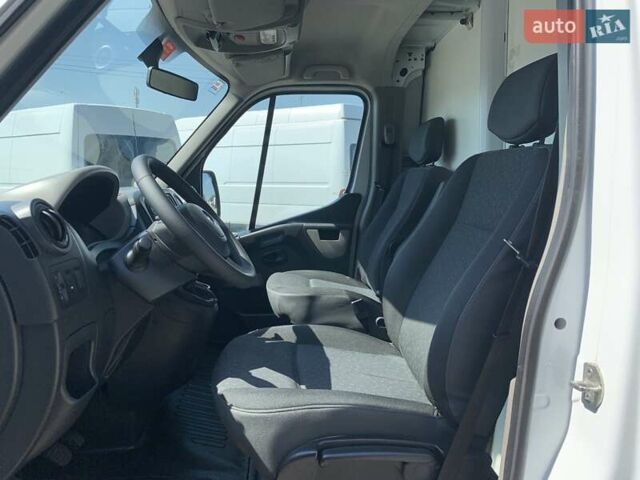 Білий Опель Movano, об'ємом двигуна 2.3 л та пробігом 192 тис. км за 19999 $, фото 8 на Automoto.ua