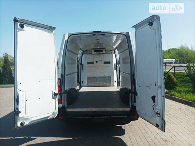 Білий Опель Movano, об'ємом двигуна 2.3 л та пробігом 437 тис. км за 16000 $, фото 13 на Automoto.ua