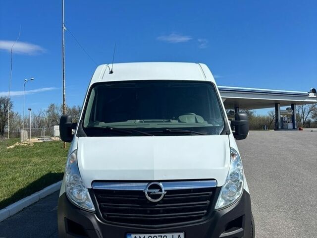 Белый Опель Movano, объемом двигателя 2.3 л и пробегом 398 тыс. км за 16000 $, фото 1 на Automoto.ua