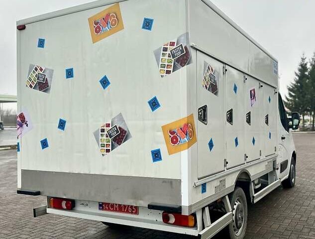 Белый Опель Movano, объемом двигателя 2.3 л и пробегом 288 тыс. км за 20950 $, фото 6 на Automoto.ua